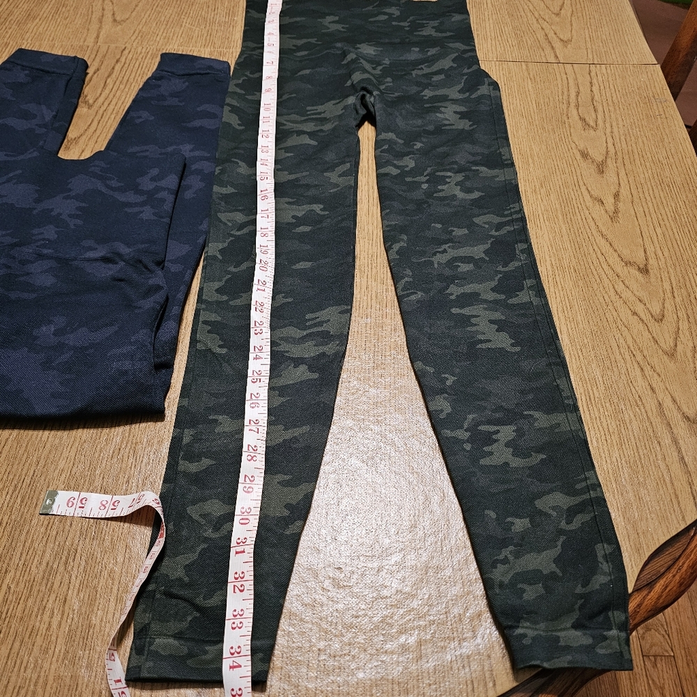 Spanx Set Of 2 Large Camo Leggings - Picture 3 of 4